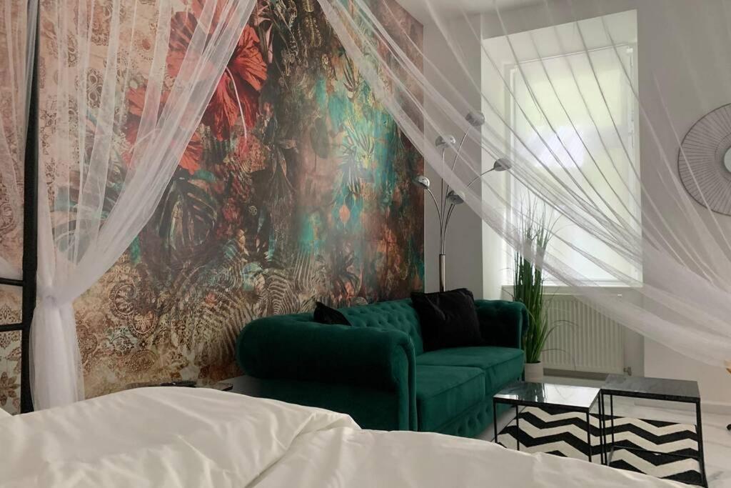 Cool City Center Apt. @ Metro And Shopping Street ウィーン エクステリア 写真